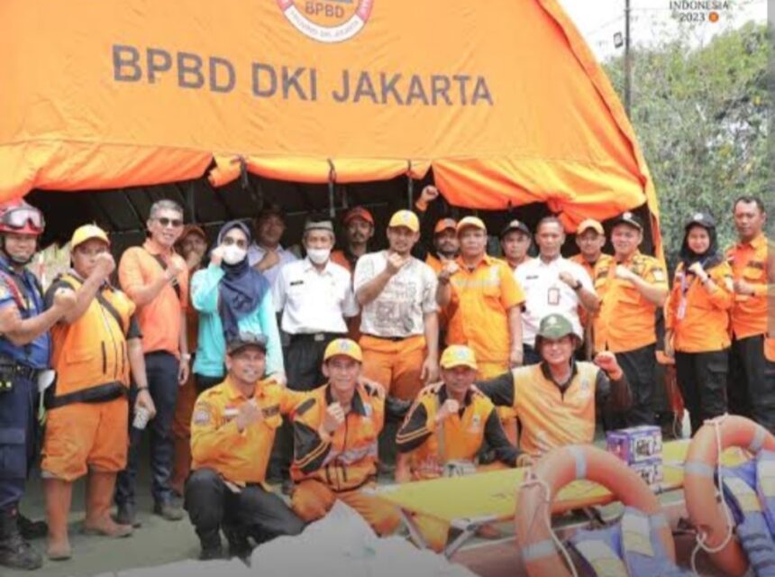 Ilustrasi petugas BPBD DKI Jakarta yang bakal disiagakan 24 jam.(Foto dok BPBD DKI)