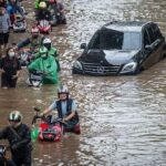 Hujan selama 24 jam di Jakarta membuat banyak wilayah di DK Jakarta terendam banjir. Foto: X @Paduka_Ratuu