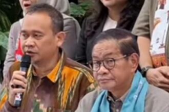 Cagub terpilih Pramono Anung (kanan) saat deklarasi kemenangan 1 putaran.(Foto capture YT).