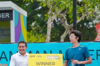 Petenis Korea Selatan Hyeon Chung tampil sebagai juara tunggal putra M-25 Amman Mineral Men's World Tennis Championship 2024.