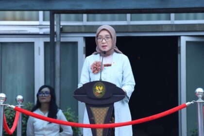 Menpan RB Rini Widyantini