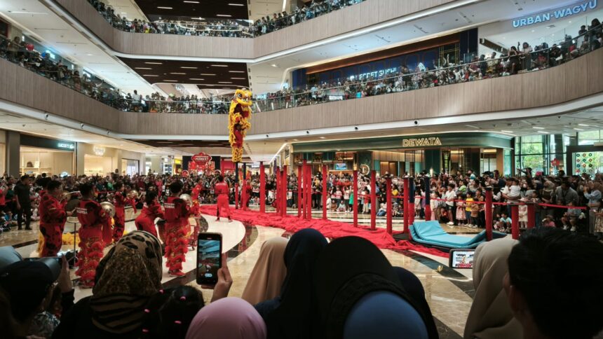 Aksi Barongsai Kelas Dunia Sihir Pengunjung Bintaro Jaya Xchange Mall. Foto: ist