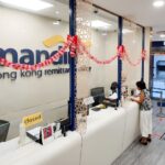 Livin’ by Mandiri sebagai pilihan utama bagi PMI dalam mengelola keuangan mereka dari luar negeri, yang tercermin dari jumlah pengguna Livin’ by Mandiri di luar negeri meningkat hampir dua kali lipat, mencapai 100 ribu pengguna pada akhir 2024. Foto: Dok Bank Mandiri