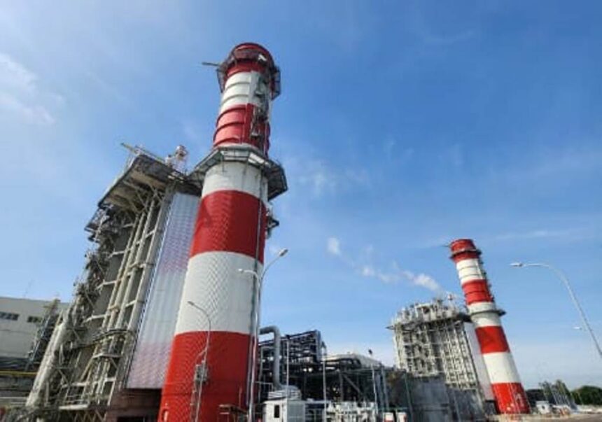 Pembangkit Listrik Tenaga Gas Uap atau PLTGU Jawa-1. Foto: Dok Pertamina