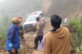 Kondisi bencana tanah longsor dan banjir yang menerjang kawasan Petungkriyono, Kabupaten Pekalongan, Jawa Tengah. (Foto: ist)