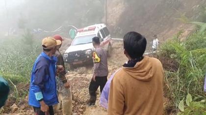 Kondisi bencana tanah longsor dan banjir yang menerjang kawasan Petungkriyono, Kabupaten Pekalongan, Jawa Tengah. (Foto: ist)