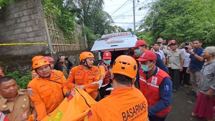 Upaya pencarian dan pertolongan korban tanah longsor di Desa Pikat, Kecamatan Dawan, Kabupaten Klungkung, Bali, pada Minggu (19/1/2025). Foto: BPBD Kabupaten Klungkung