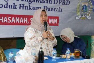 Anggota Komisi D DPRD DKI Jakarta, Neneng Hasanah saat melakukan paparan.(foto sofian/ipol.id)
