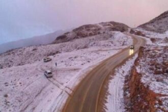 Pusat Meteorologi Nasional (NMC) Arab Saudi memperkirakan penurunan suhu lebih ekstrem serta kemungkinan turunnya salju lebih panjang di beberapa wilayah (Foto: SPA)