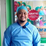 Kepala Klinik Utama Mata JEC @ Bekasi, Dr. Nashrul Ihsan, SpM(K), menekankan bahwa kesehatan mata sangat berpengaruh terhadap produktivitas pekerja.