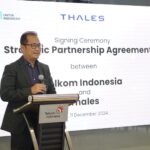 Direktur Strategic Portfolio Telkom Budi Setyawan Wijaya dalam acara penandatanganan Strategic Partnership Agreement (SPA) antara Telkom Indonesia dengan Thales, beberapa waktu yang lalu. Foto: Telkom Indonesia