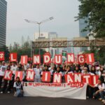 Sekelompok anak muda tergabung dalam Indonesian Youth Council for Tactical Changes (IYCTC) menekankan urgensi implementasi kebijakan pengendalian tembakau yang efektif guna melindungi generasi muda dari bahaya rokok, kini dan nanti. Foto: Ist