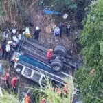 Bus terjun ke jurang di Guatemala. Foto: Medsos X