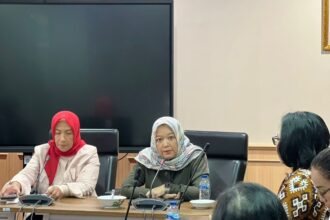 Ketua Komisi D DPRD DKI Jakarta, Yuke Yurike saat menerima audiens.(Foto Sofian ipol.id)