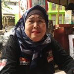 Warga Rusun Jatinegara Barat, Jakarta Timur, Lita Pandiari, 53, korban gusuran Kampung Pulo, Jatinegara, sedih membayangkan bila Pemerintah Provinsi (Pemprov) DKI Jakarta menerapkan kebijakan pembatasan sewa unit, Sabtu (15/2/2025). Foto: Ist