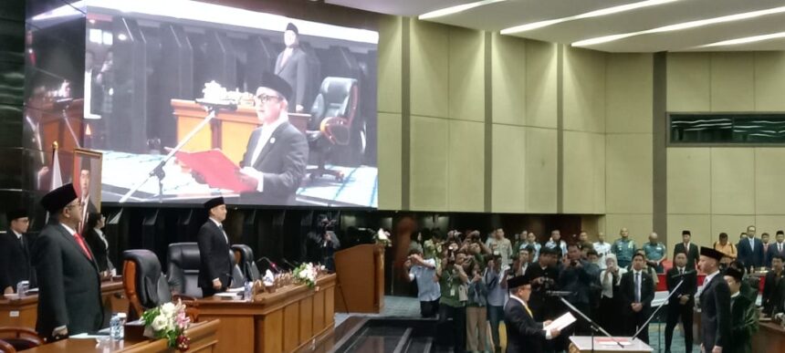 Sidang paripurna PAW anggota Fraksi Demokrat, Andika.(Foto Sofian/ipol.id)