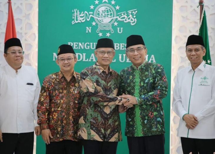 Jajaran pengurus PP Muhammadiyah saat mengunjungi kantor PBNU di Jakarta. Foto: PP Muhammadiyah