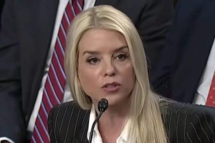 Senat Amerika Serikat mengukuhkan Pam Bondi sebagai Jaksa Agung dengan perolehan suara 54-46, pada Selasa (4/2/2025) malam. Foto: insta@judiciarydems