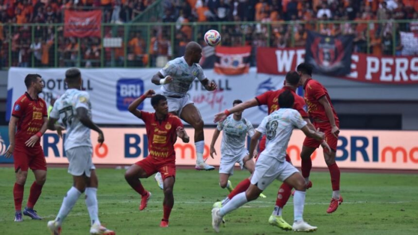 Perisja vs Persib. Foto LIB