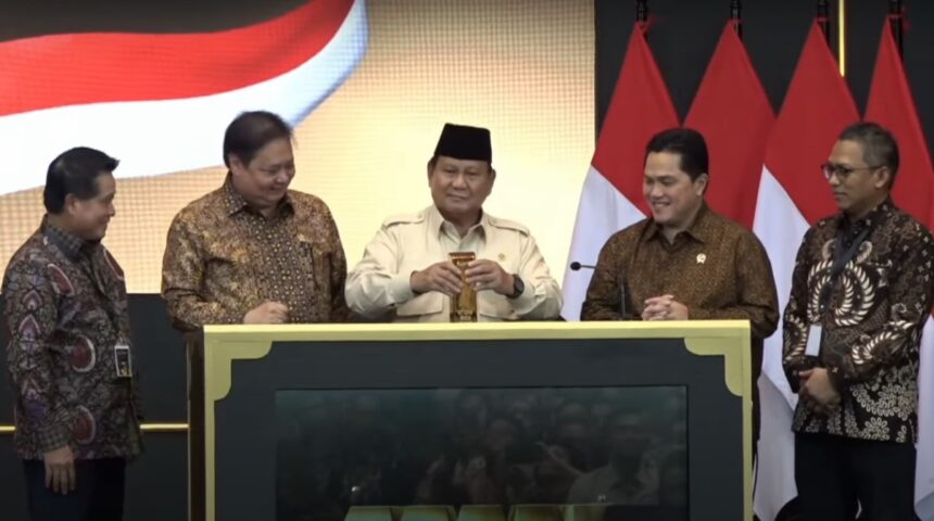 Presiden Prabowo Subianto meresmikan bank emas pertama di Indonesia,, Rabu (26/2/2025). Foto: ipol.id