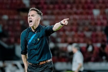 pelatih Persebaya, Paul Munster