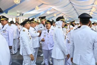 Suasana meriah dan ramai saat pelantikan 961 kepala daerah oleh Presiden Prabowo Subianto, di Kompleks Istana Kepresiden Jakarta, pada Kamis (20/02/2025). Foto: BPMI Setpres