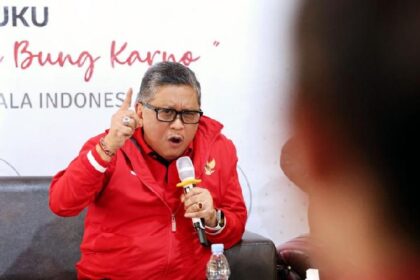 hasto dipeiksa kpk
