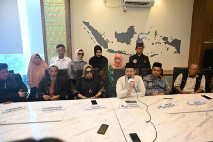 Jubir Kesultanan Banten, H Chothib Afif Amrullah menyatakan hingga saat ini pihak Kesultanan Banten tetap konsisten pada statementnya bahwa Proyek Strategis Nasional (PSN) PIK 2 harus dibatalkan. Foto: MUI