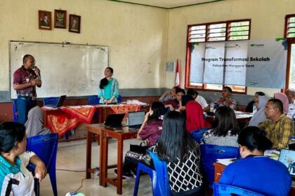 Pegadaian bersama Garuda Indonesia menyelenggarakan Program Transformasi Sekolah yang diselenggarakan di Labuan Bajo dan Pulau Komodo.
