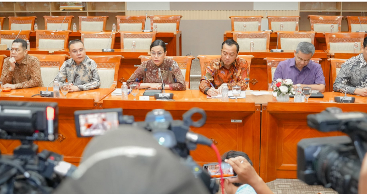 Menkeu Sri Mulyani saat konferensi pers di Gedung DPR, Jakarta. Foto: Kemenkeu