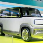 Mobil listrik konsep Suzuki eWF yang datang meramaikan IIMS 2025.