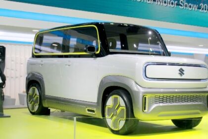 Mobil listrik konsep Suzuki eWF yang datang meramaikan IIMS 2025.