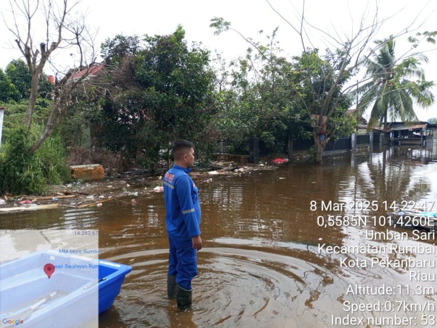 Kondisi banjir yang masih merendam sejumlah wilayah dan permukiman warga di Kota Pekanbaru, Riau, pada Sabtu (8/3/2025). Foto: BPBD Kota Pekanbaru.