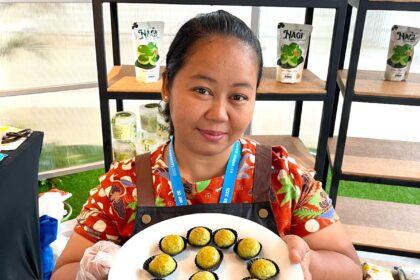 Elly Ermawati, nasabah PNM Mekaar berinovasi menciptakan nastar daun semanggi yang kini banyak diminati, khususnya sebagai hampers Idulfitri.
