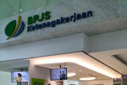 BPJS Ketenagakerjaan Plaza BPJamsostek memastikan proses pelayanan, termasuk pencairan klaim Jaminan Hari Tua (JHT), tetap berjalan lancar selama Ramadan 1446 Hijriah
