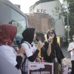 Sejumlah anggota perempuan Indonesian Youth Council for Tactical Changes (IYCTC) saat berkampanye menyoroti bagaimana industri rokok masih menjadi ancaman besar bagi kesehatan, ekonomi, dan kesejahteraan perempuan di Indonesia, pada Senin (10/3/2025). Foto: Ist