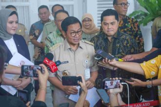 Gubernur DKI Jakarta, Pramono Anung usai menerima Ketum PSSI, Erick Thohir (kanan).(Foto dok pemprov)