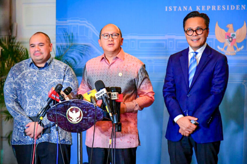 Kepala Danantara yang juga Menteri Investasi dan Hilirisasi/Kepala BKPM Rosan Roeslani menyampaikan keterangan pers di Istana Kepresidenan Jakarta, pada Rabu, 5 Maret 2025. Foto: BPMI Setpres