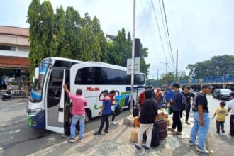 Ilustrasi masyarakat saat melaksanakan mudik lebaran.(Foto dok ipol.id)