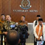 Jaksa Agung ST Burhanuddin saat menerima kunjungan Gubernur dan Wakil Gubernur DK Jakarta di Gedung Utama Kejaksaan Agung, Jakarta, Jumat (7/3/2025). Foto: Yudha Krastawan/ipol.id