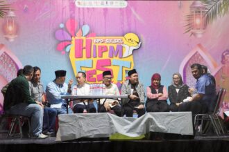 Sekretaris Daerah (Sekda) Provinsi Sulawesi Selatan, Jufri Rahman saat menghadiri sekaligus membuka Pergelaran Himpunan Pengusaha Muda Indonesia (HIPMI) Ramadhan Fest 2025 di Monumen Mandala, Jumat (7/3/2025). Foto: Pemprov Sulsel