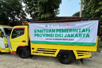 Bantuan 7.000 kilogram beras dan paket sembako untuk korban banjir Kota Bekasi. Foto: Istimewa