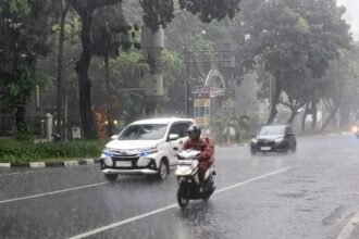 Ilustrasi hujan yang turun di Jakarta.(Foto istimewa)