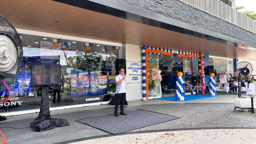 PT. Electronic City Indonesia, Tbk telah meresmikan toko baru di MarktLane Sentul dengan membawa esensi belanja dengan pelayanan mantap dan banyak untungnya.