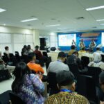 Sidang Komisi Darurat Bencana dibuka oleh Deputi Bidang Penanganan Darurat BNPB, Lukmansyah, pada gelaran Rapat Koordinasi Nasional Penanggulangan Bencana, dengan peserta seluruh BPBD Se-Indonesia di Gedung INA-DRTG, Sentul, Kabupaten Bogor, Jawa Barat, pada Selasa (18/3/2025). Foto: Ist