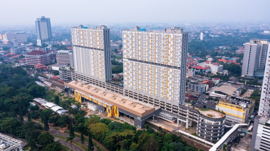 Salah satu hunian vertikal perumnas yang berkonsep TOD menyatu dengan stasiun commuter. Foto: perumnas.co.id