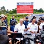 Menko Pangan dan Menteri KLH bersa meninjau kawasan Sentul-Ciawi Bogor. Foto: Dok Humas