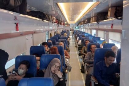 Penumpang kereta api. Foto: KAI