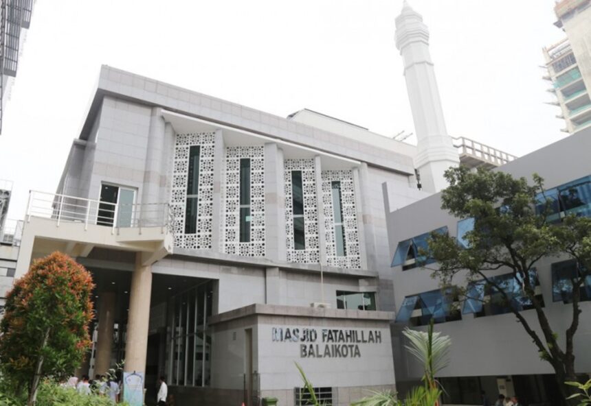 Masjid Fatahillah Balai Kota Provinsi DKI Jakarta