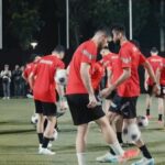 Timnas Bahrain melakukan latihan di Lapangan A, komplek GBK, Senayan. Foto: ipol.id